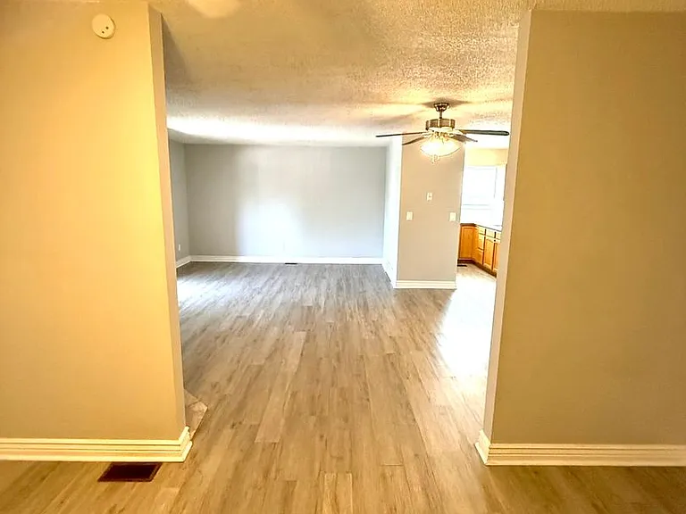 4015 Stonedike Dr — Photo 14
