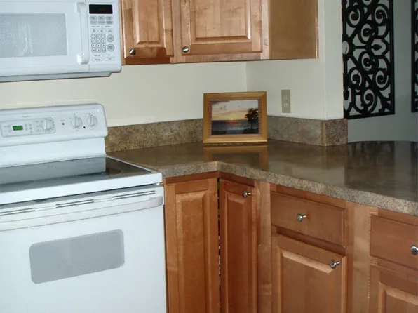 18213 W 3rd Ave APT 2, Golden, CO 80401