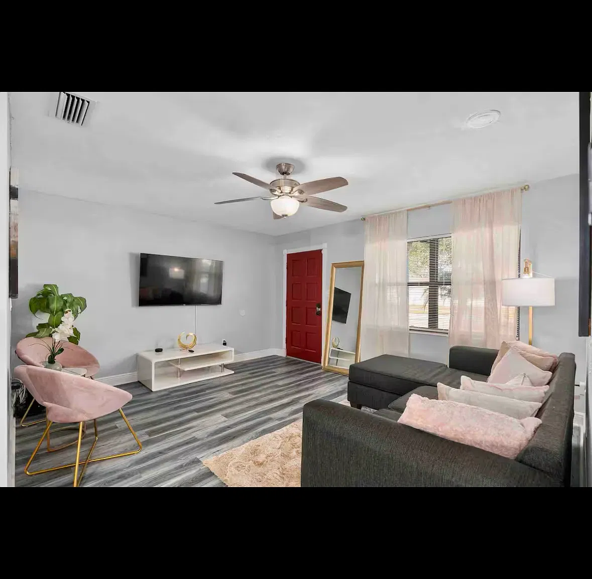 3 bed, 2236 sqft, $2,700 — Photo 4