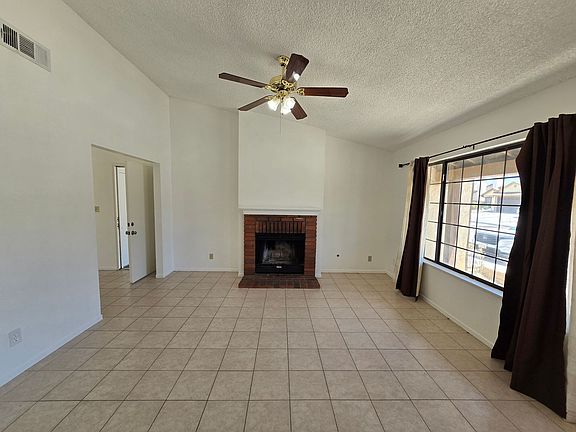 4th image of 1743 W Avenue K9