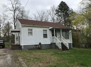 1003 Swift Dr, Clarksville, TN 37040