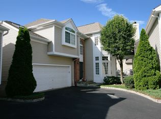 16 Schindler Ct, Chatham, NJ 07928