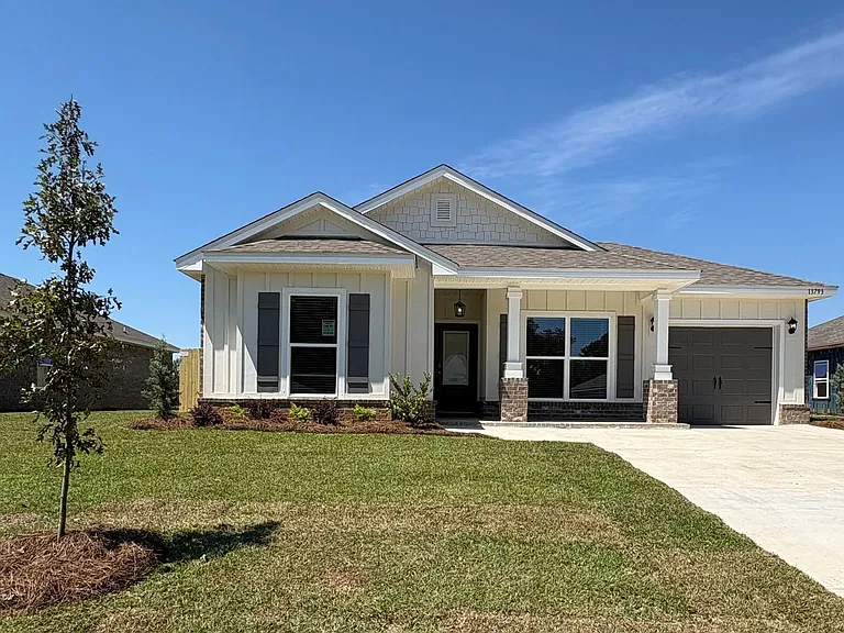 13793 Shea Cir — Photo 1