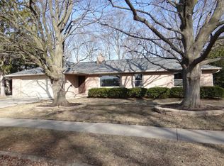 1238 Maple St, Neenah, WI 54956