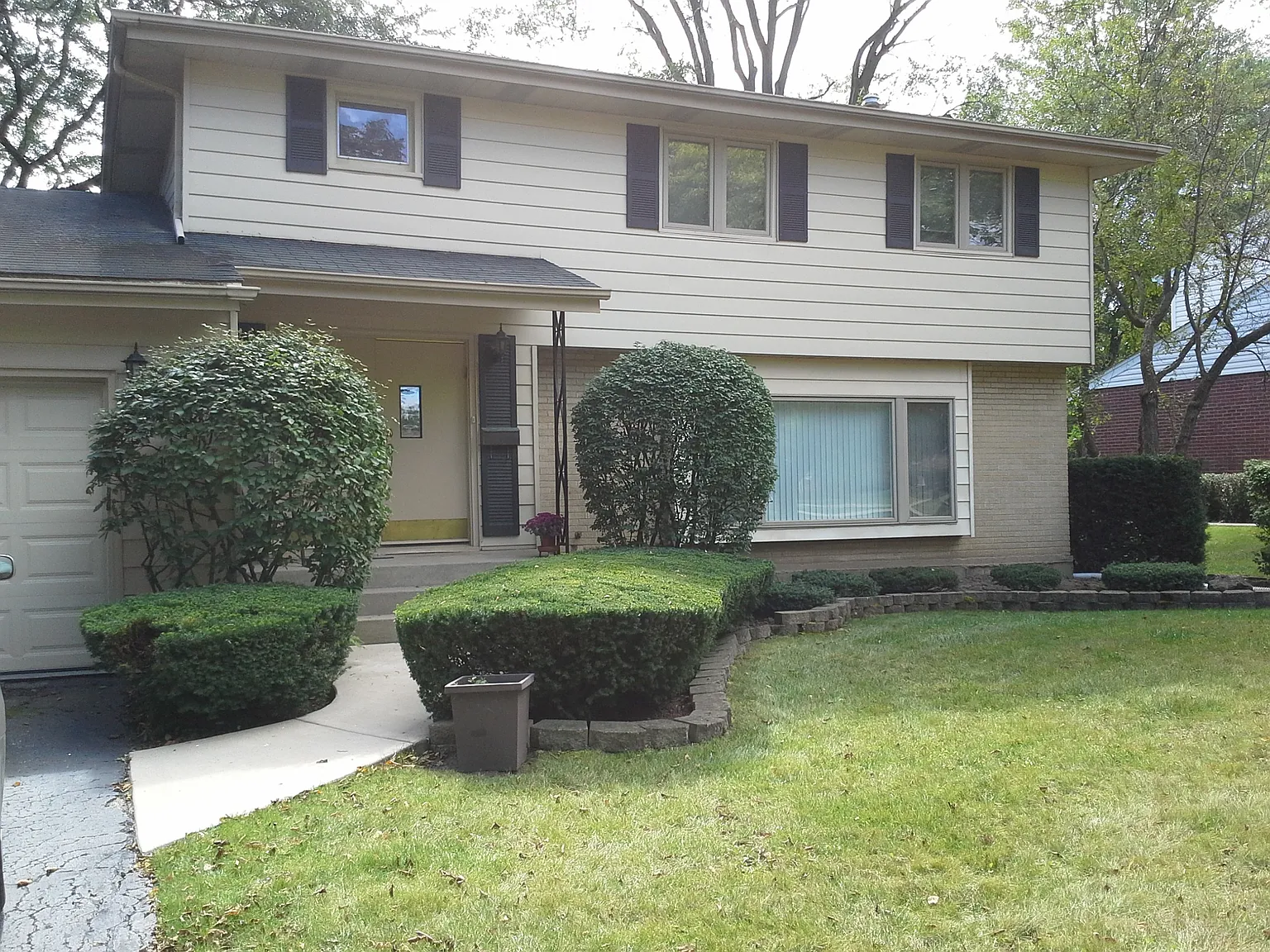 21 Ferndale Rd photo 1