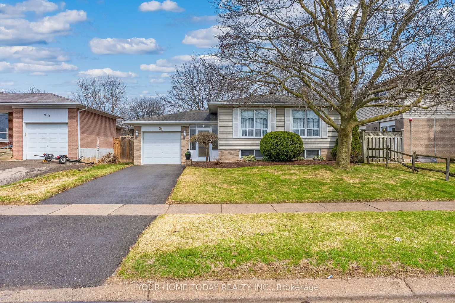 51 Faludon Dr photo 1
