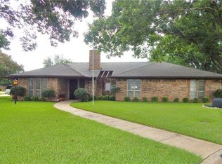 1706 Covemeadow Ct, Arlington, TX 76012