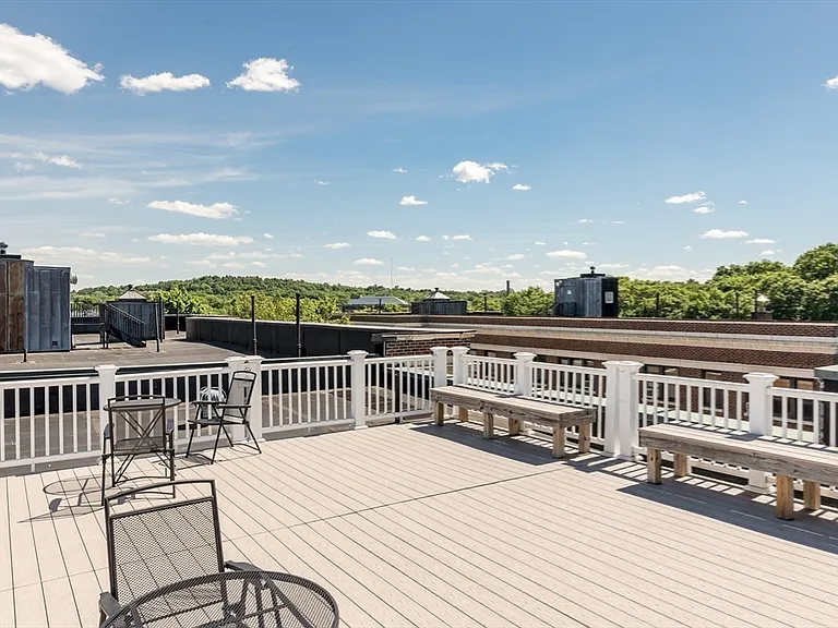 145 Englewood Ave #33 — Photo 33