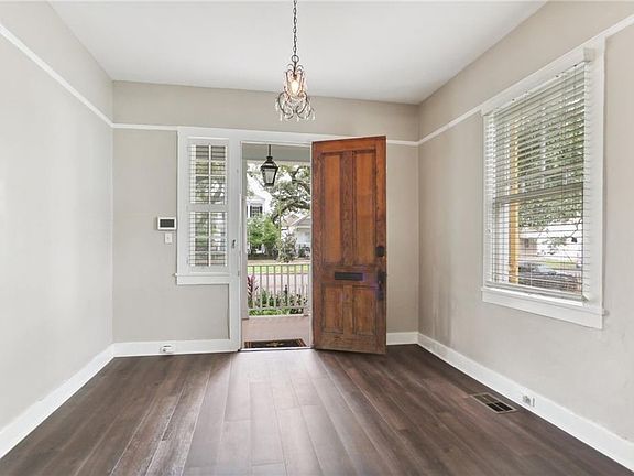 5th image of 923-25 Louisiana Ave