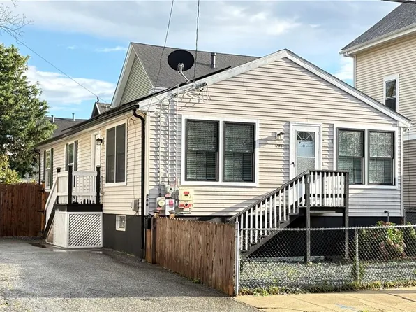 286 Oxford St, Providence, RI 02905