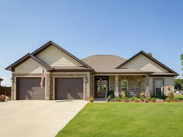 104 Chestnut Oak Dr, Florence, AL 35633