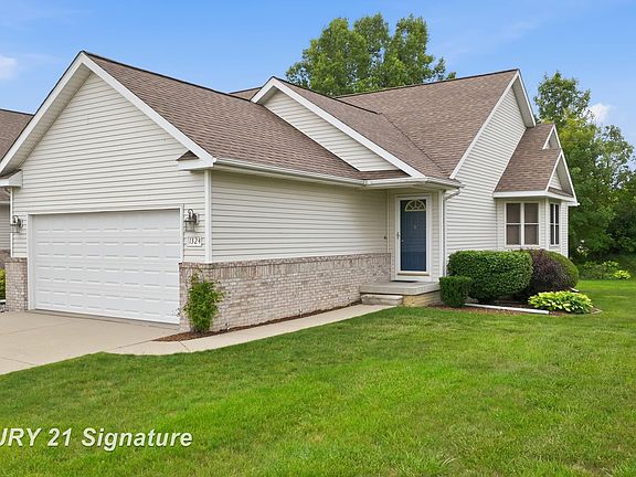 2nd image of 1324 Carpathian Way