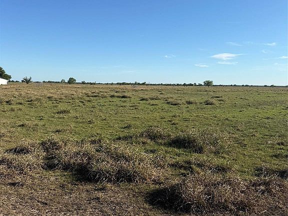 3rd image of 17136 Brumbelow Rd