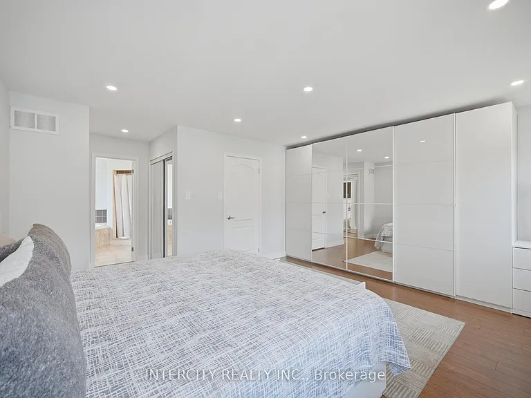 64 Coranto Way — Photo 8