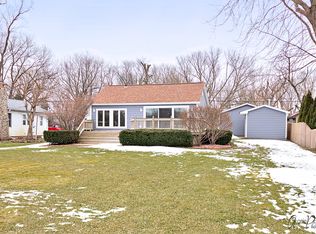 1020 River Terrace Dr, Johnsburg, IL