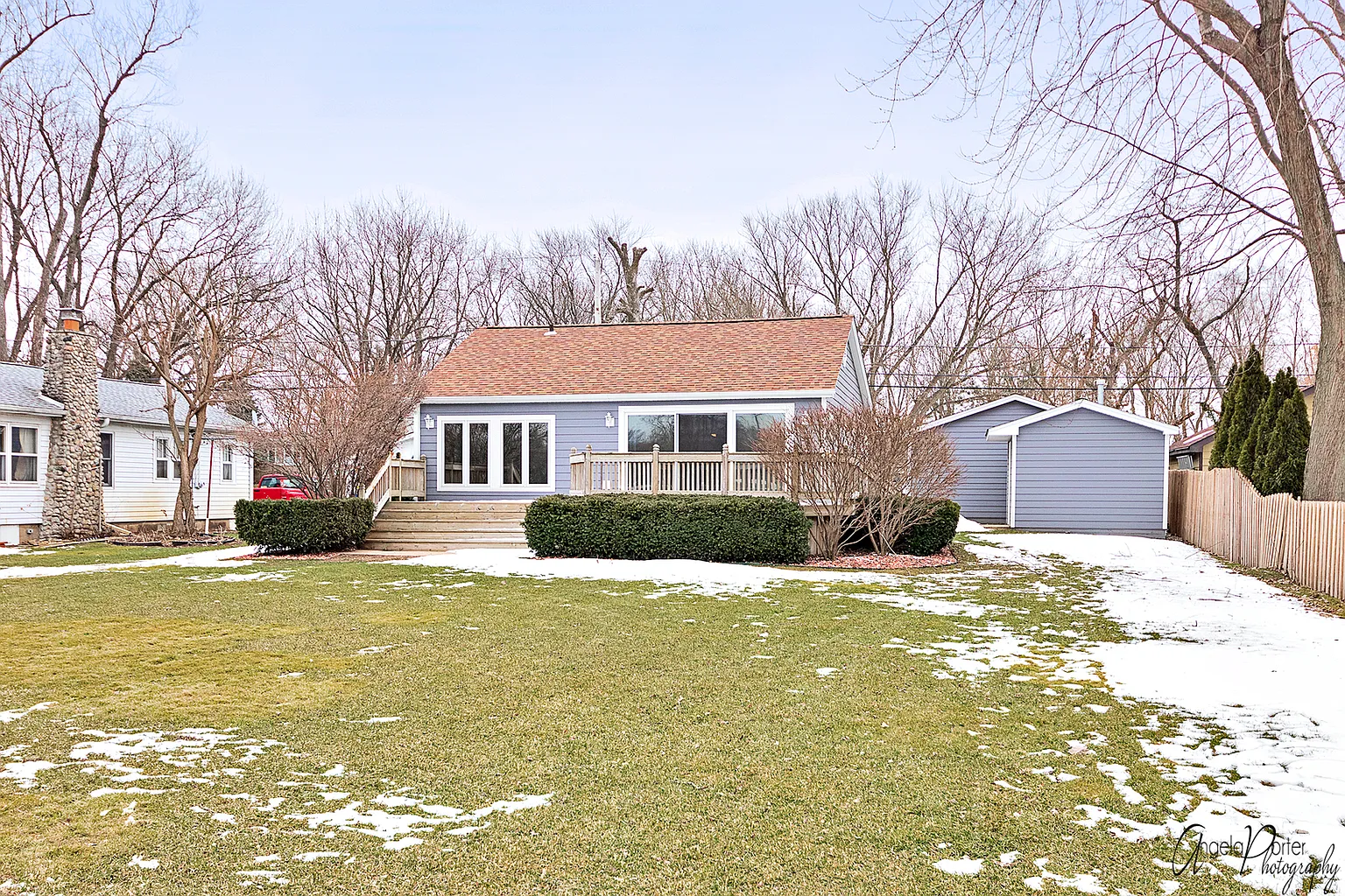 1020 River Terrace Dr photo 1