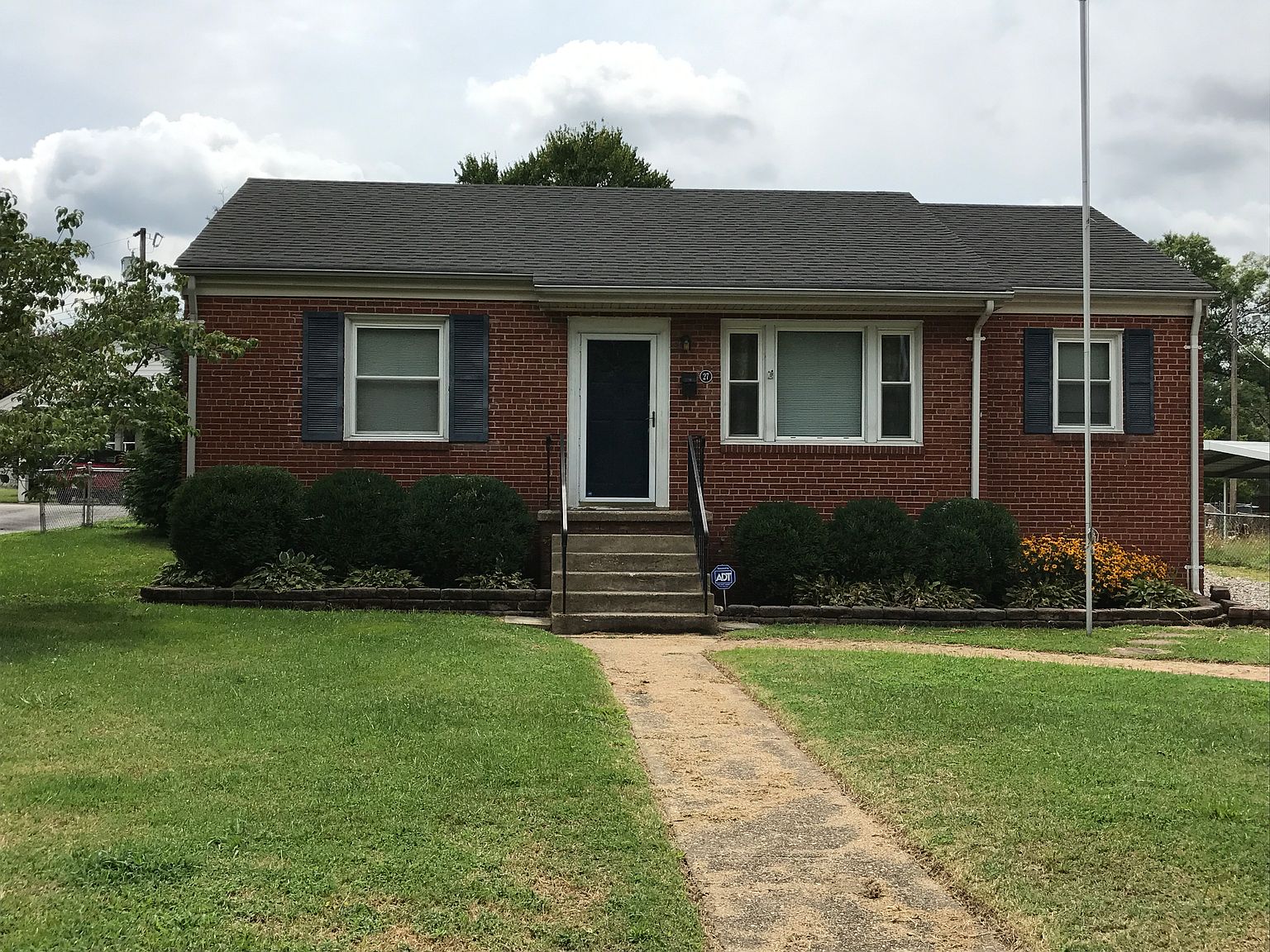 27 Eastlake Dr, Sandston, VA 23150 Zillow