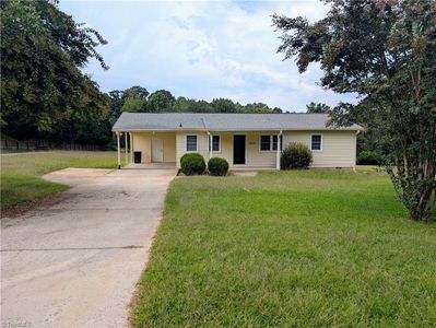 5335 Roburton Rd, Kernersville, NC, 27284