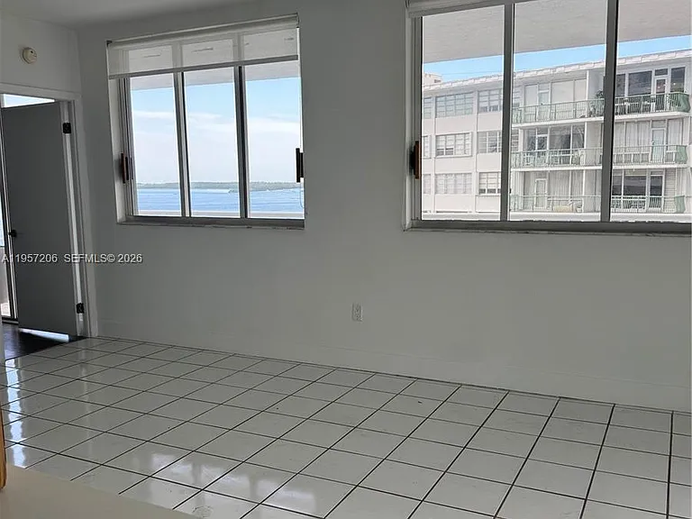 1402 Brickell Bay Dr #1103 — Photo 7
