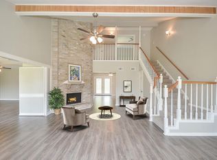 1403 Willow Bend Ct, Richmond, TX 77406