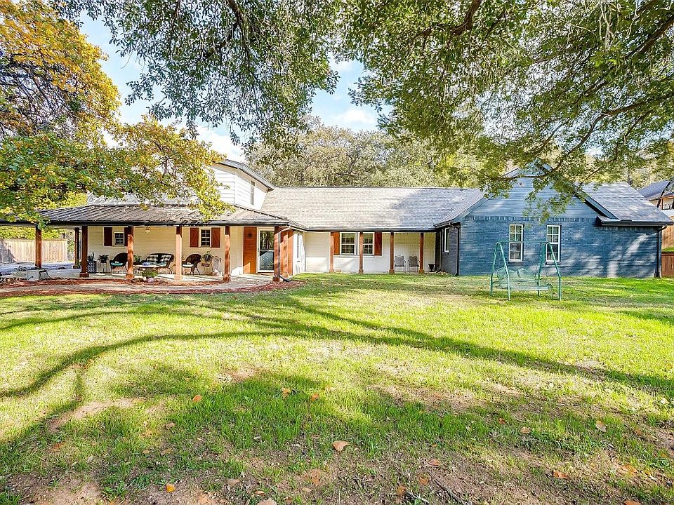 1st image of 1431 Sandhill Ct