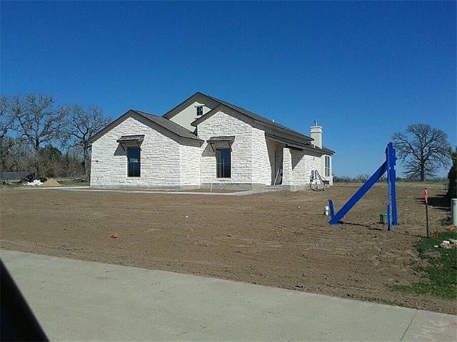 2nd image of 264 Sam Houston Dr