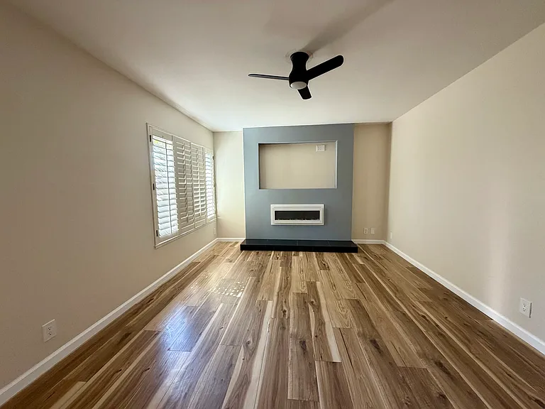 4937 Avenida De Angelina — Photo 5