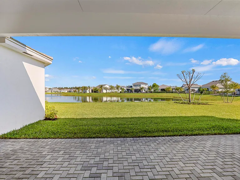 14823 Wildwood Cir — Photo 26