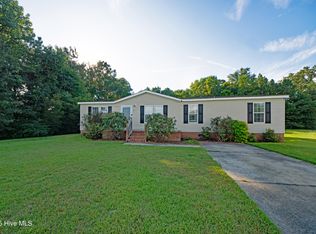 125 Magnolia Gardens Dr, Jacksonville, NC 28540