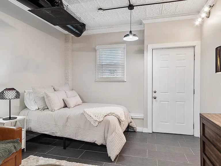1 Hazel St #23L — Photo 11