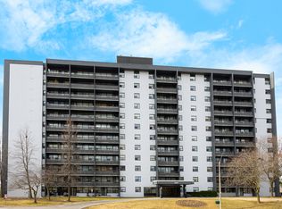 2200 Roche Ct #102, Mississauga, ON L5K3Z6
