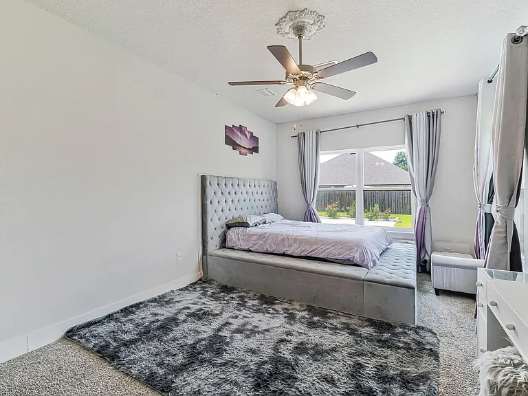 6076 Cherry Hill Cir — Photo 28