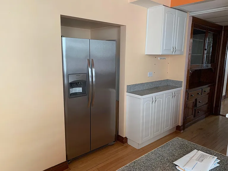 2956 N Avers Ave #1A — Photo 9