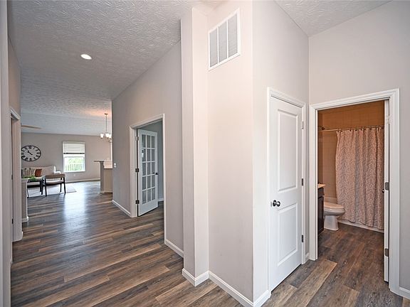 5th image of 1183 Brehm Blvd