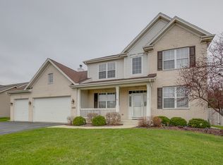1812 Hillside Ln, McHenry, IL