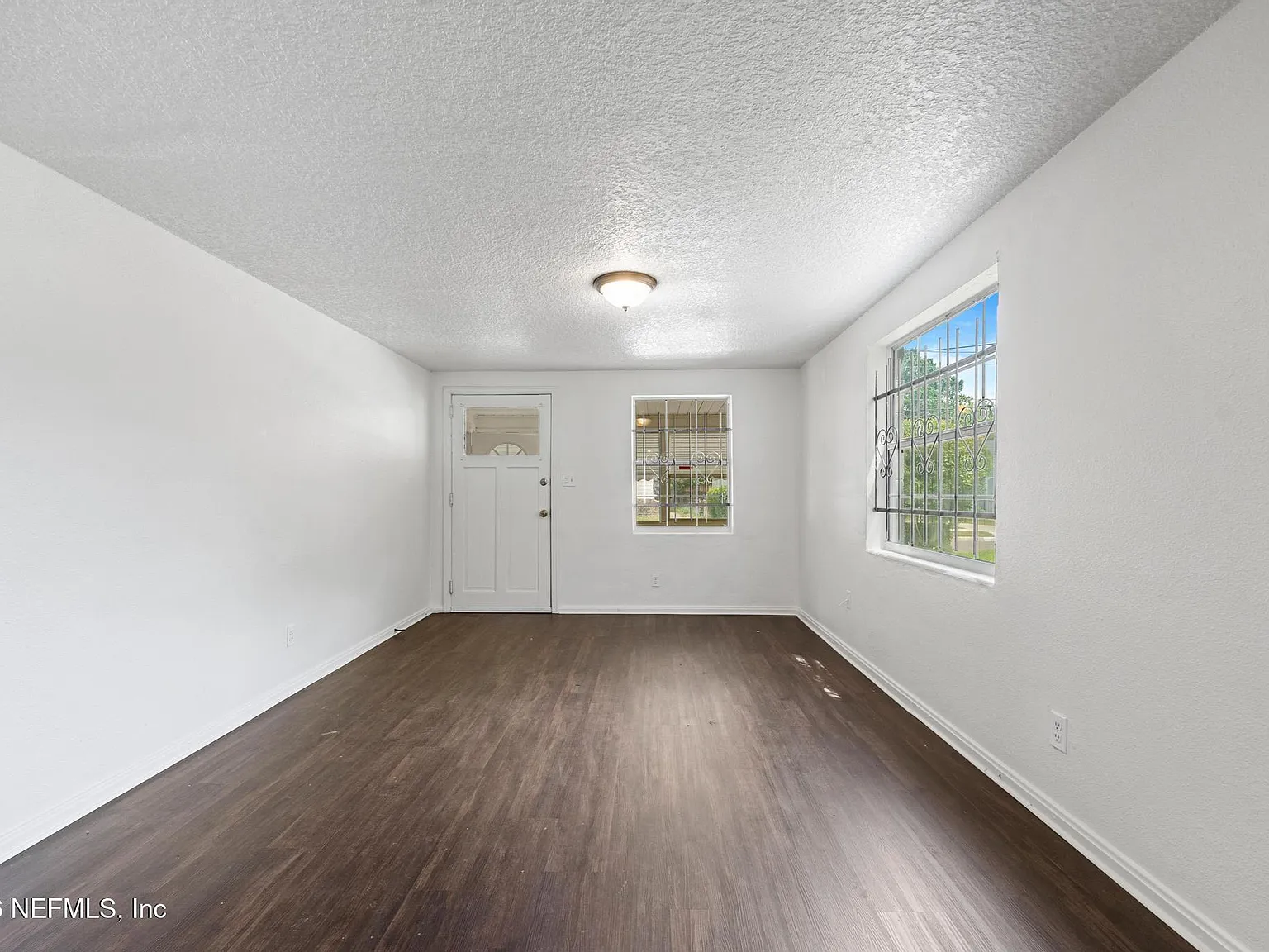 4 bed, 2.0 bath, 1462 sqft, $1,495 — Photo 4