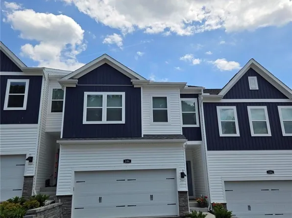 206 Paddock Ln, Harmony, PA 16037