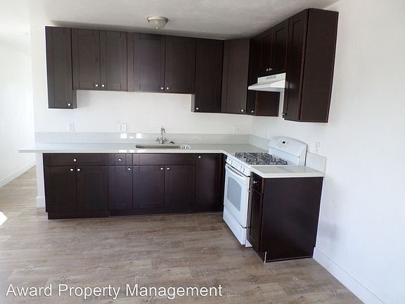 2nd image of 2685 J St