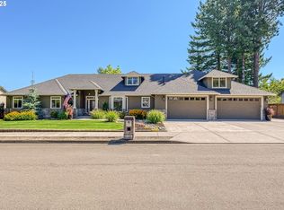 4426 SE Sweetbriar Ln, Troutdale, OR 97060