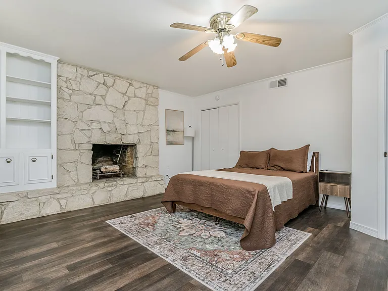 4338 Ridgecrest Cir — Photo 3