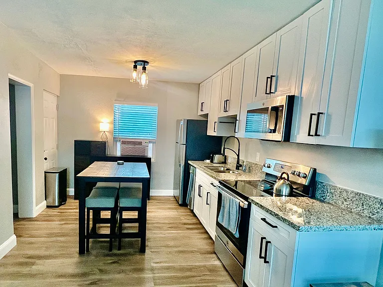 401 S Mars Ave #1 — Photo 9