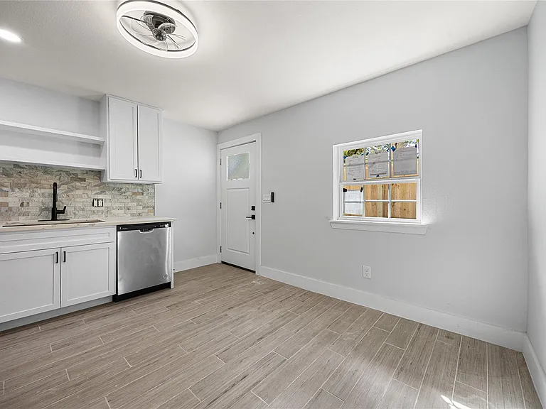 3229 Holman St #4 — Photo 19