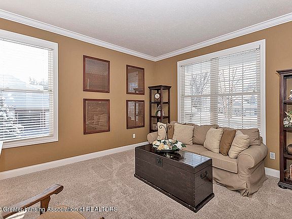 4th image of 6360 Heathfield Dr