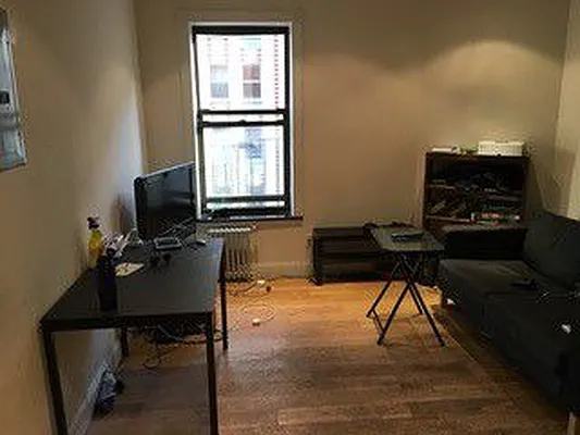 Rented by Tri Boro Terrace Realty | media 22