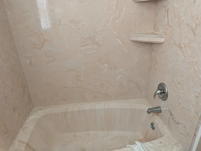 611 S Skinner Ave — Photo 8
