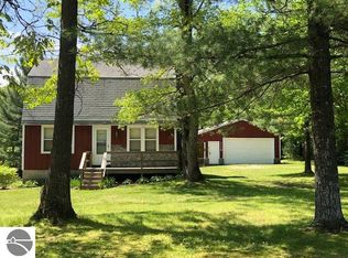 1119 17 Mile Rd, Marion, MI 49665