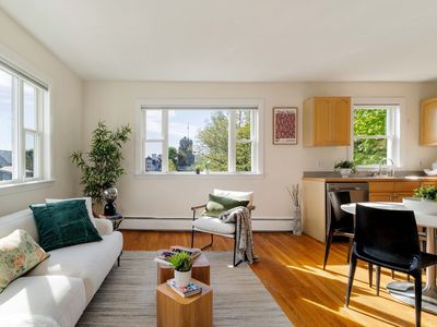 82 Munroe St APT 11, Somerville, MA, 02143