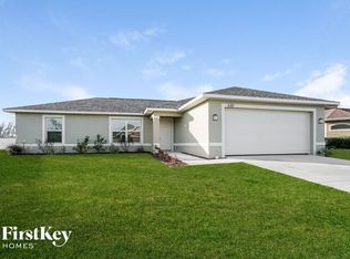 630 SW 25th Ter, Cape Coral, FL 33914