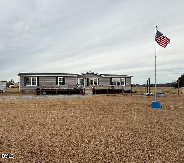 1st image of 161 Brookleaf Dr