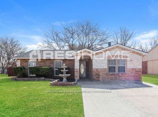 9504 Cutleaf Ct, Dallas, TX 75249